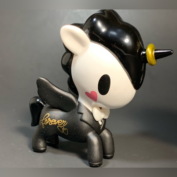 Tokidoki Unicorno Valentine Romeo & Juliet Limited Edition Set - Damaged Box** - Picture 5 of 16